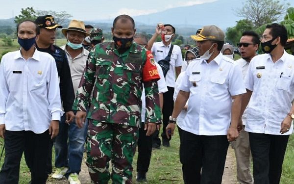 Sekda Kabupaten Cirebon Tutup BSMSS di Desa Wilulang